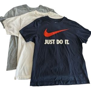 Set Of 3 Nike Short Sleeve Tees Size Large